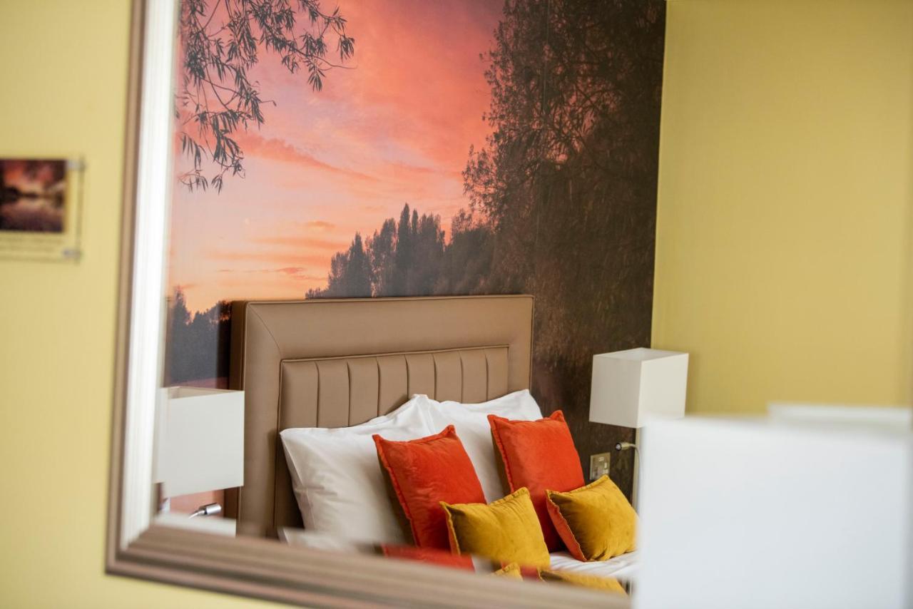 Bridleways Guesthouse & Holiday Homes Mansfield Exteriér fotografie
